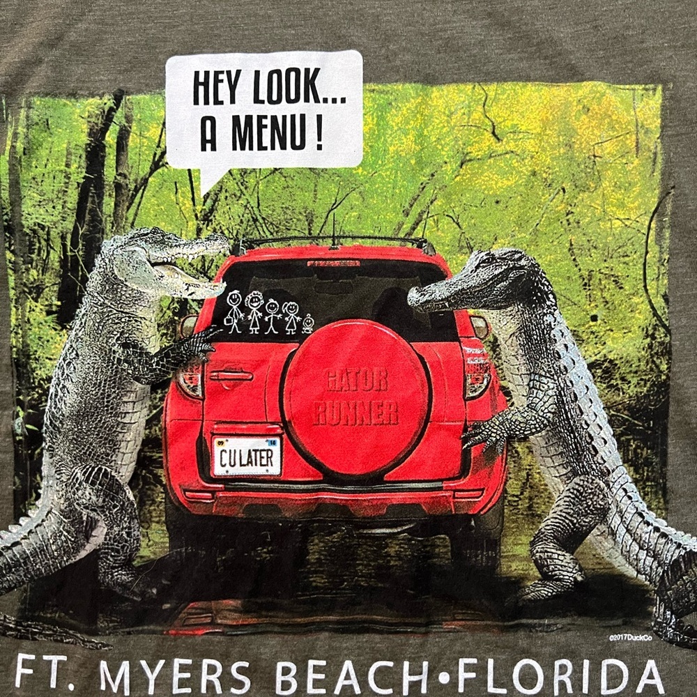 The Duck Co. Funny Graphic Ft. Myers Beach, Fl Gator Shirt Size Medium - Picture 2 of 4